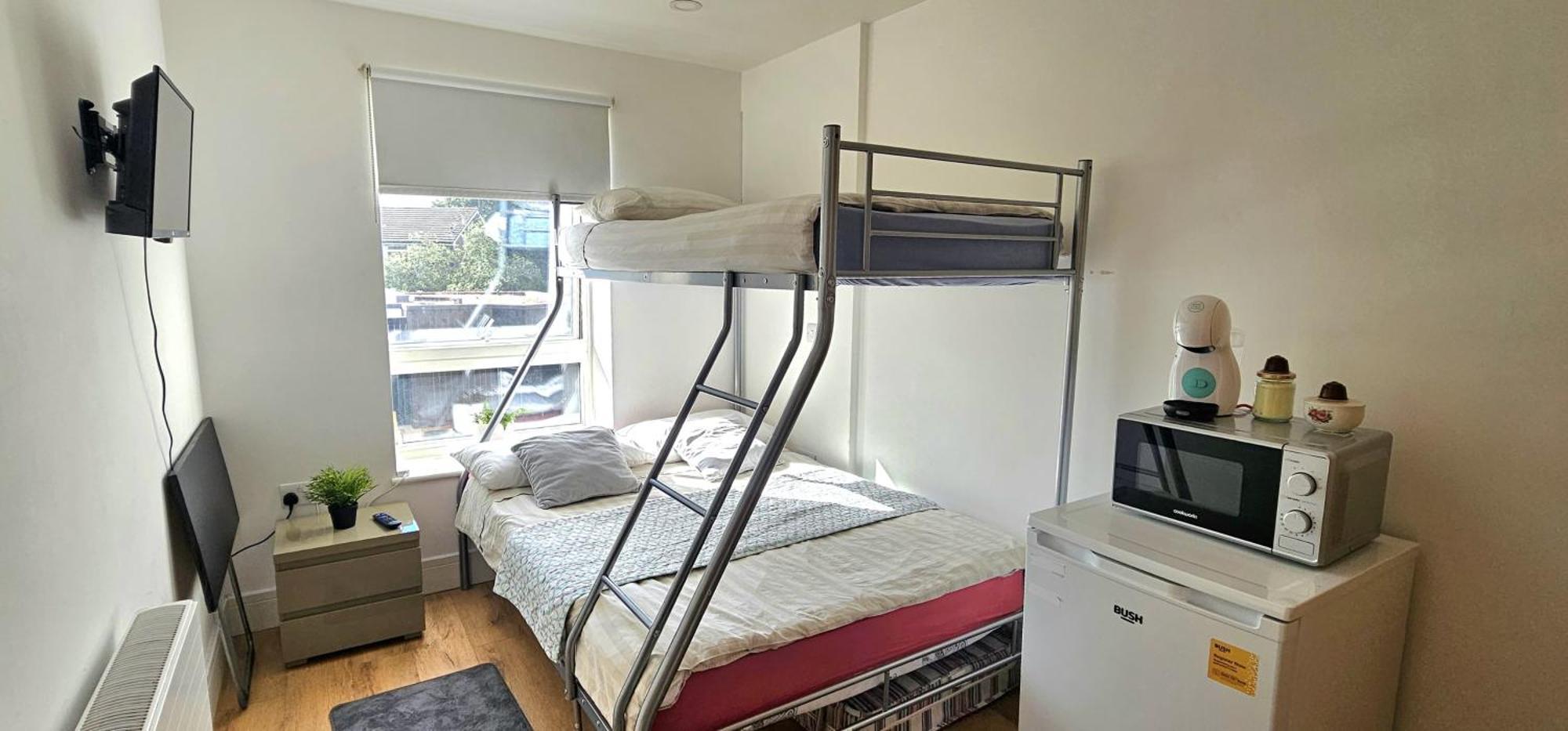 Alpha Accommodations ลอนดอน ภายนอก รูปภาพ